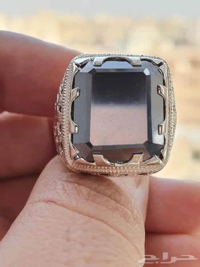 خواتم موزنايت صلابة الماس عقيق زمرد زفير 18