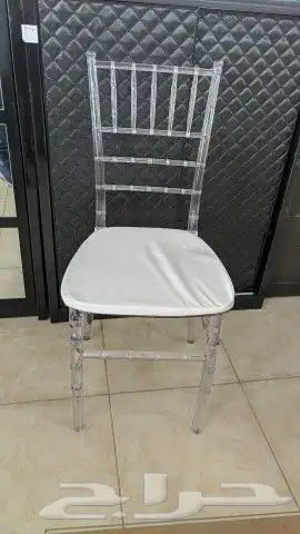 كراسي الكريلك الشفاف 3