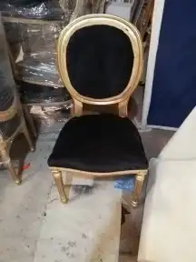 كراسي ملكي مستخدم للبيع 1
