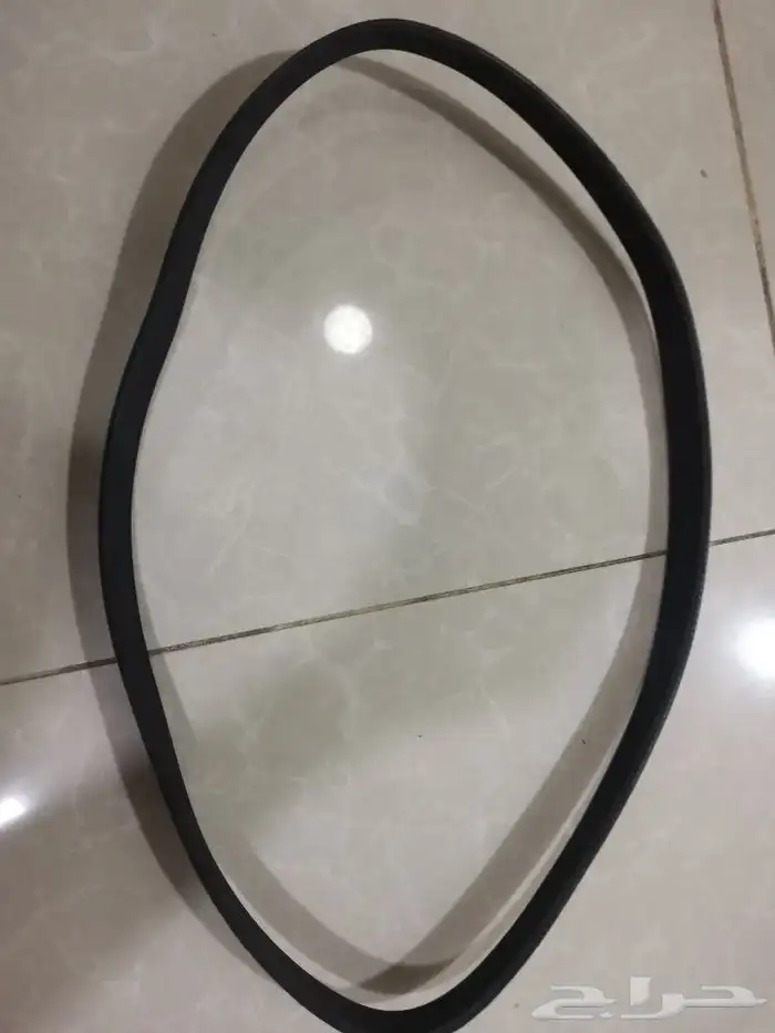 يتوفر لدينا قطع غيار فورد فوكس 8