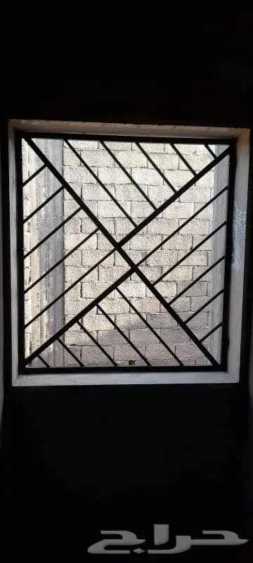 ورشه تعز الشرقيه للحداده والالمنيوم 21