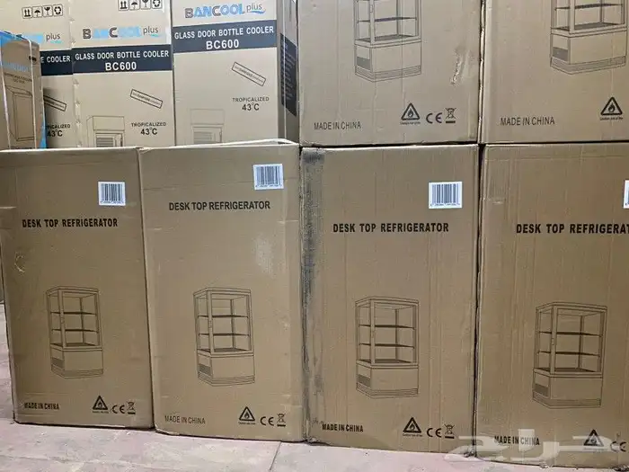 ثلاجات عرض 4 جوانب زجاج أحجام مختلفة 11