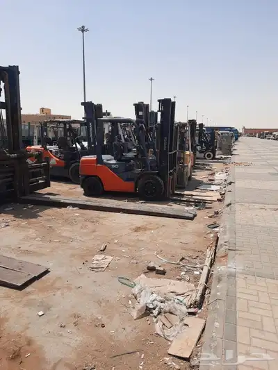 رافعه شوكيه للايجار فوركلفت forklift رفعات 1