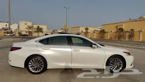 تم البيع ES350 DD 2019 مخزن 6