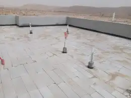 بلاط ابيض سبوركس عازل حراري للسطح 3