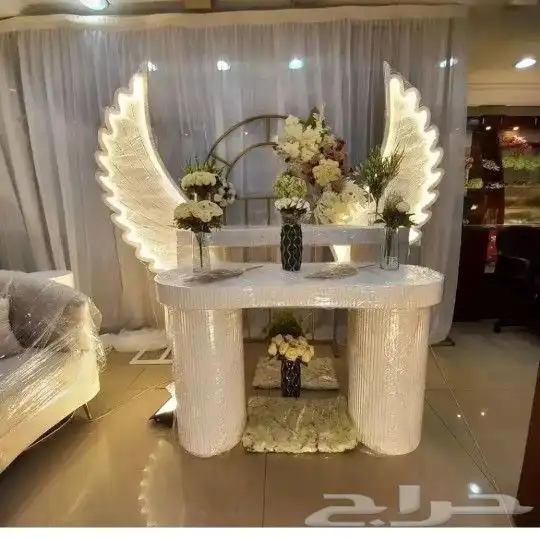 عربه تقديم إكريليك وطاولات واستاندات 22