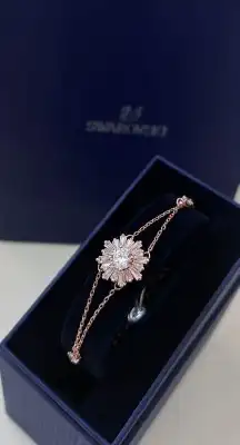 اكسسوارات سواروفسكي أجمل هديه 5