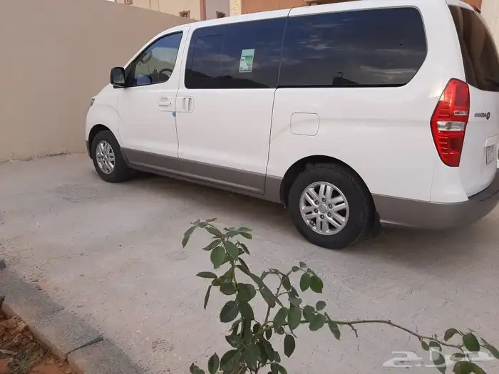 مشاوير داخل الباحه وخارج ومن المطار 0