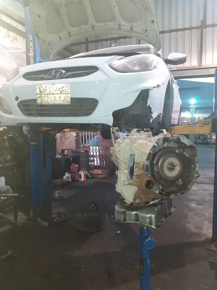 ورشة توضيب وتغير المكائن والجيرات الاتوماتيك  28