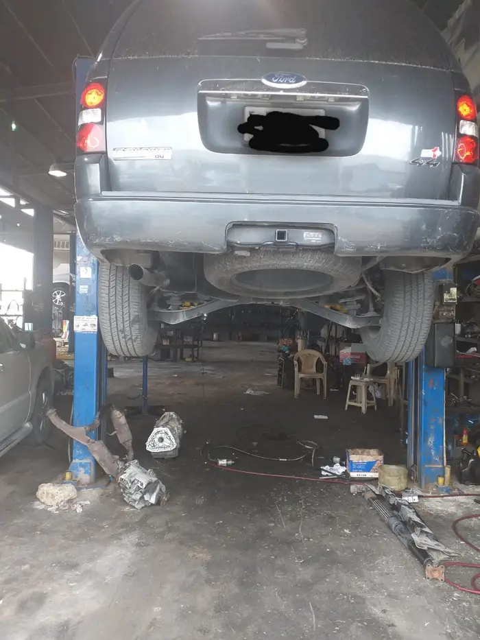 ورشة توضيب وتغير المكائن والجيرات الاتوماتيك  10