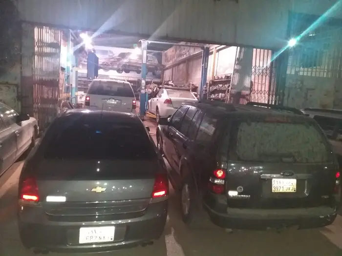 ورشة توضيب وتغير المكائن والجيرات الاتوماتيك  24