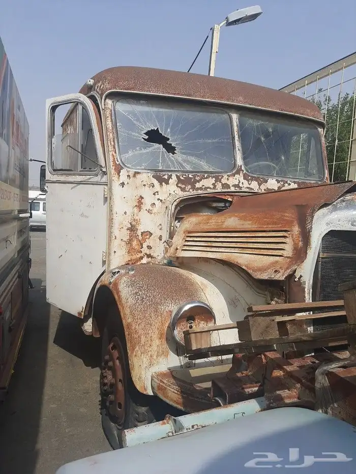 يوجد راس مرسيدس بوز 1959 موديل قديم 0