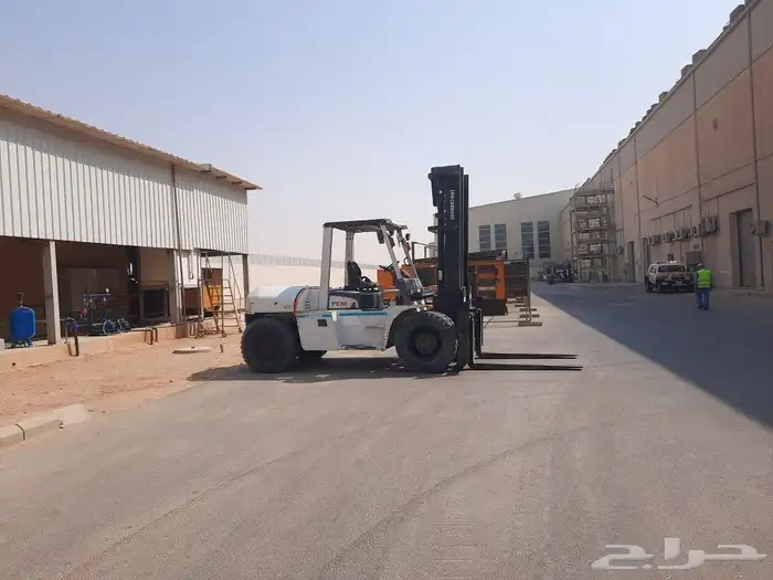 رافعه شوكيه للايجار تاجير فوركلفت forklift 4