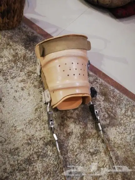 جبائر مستعملة لذوي الاحتياجات الخاصة مجانا 1