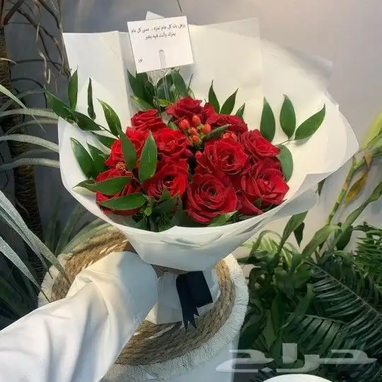 مندوب توصيل وتنسيق ورد وجميع الهدايا 6