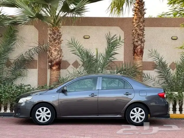 (  تم البيع  ((كورلا 2011 نظيف تم البيع الله بيارك للمشتري 2