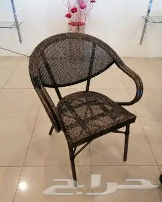 كراسي حديد وفايبر داخليه وخارجيه بالوانها 0