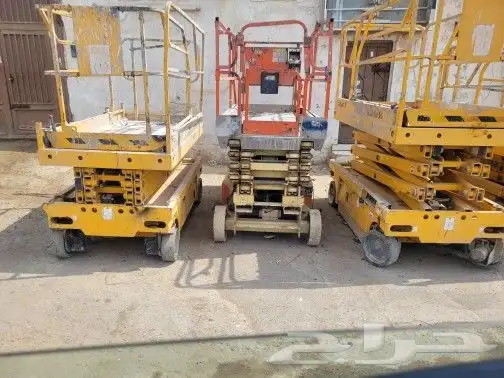 تأجير كرينات ورافعات شوكية وسطحات الونش 0