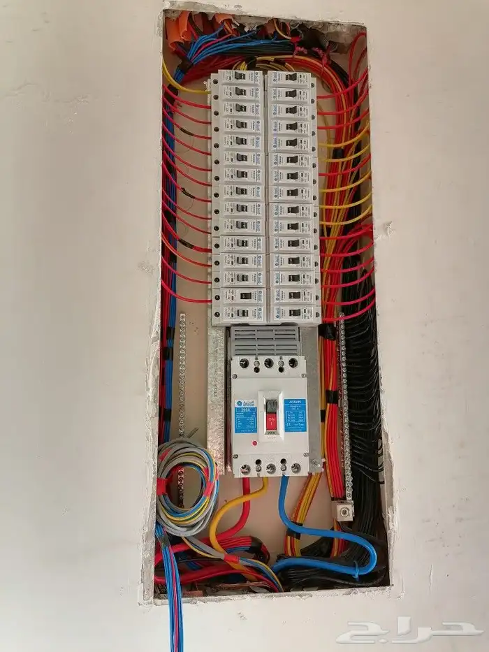 مهندس كهرباءوتركيب وتشطيب في عالم الكهربه 7