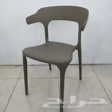 كراسي حديد وفايبر داخليه وخارجيه بالوانها 37