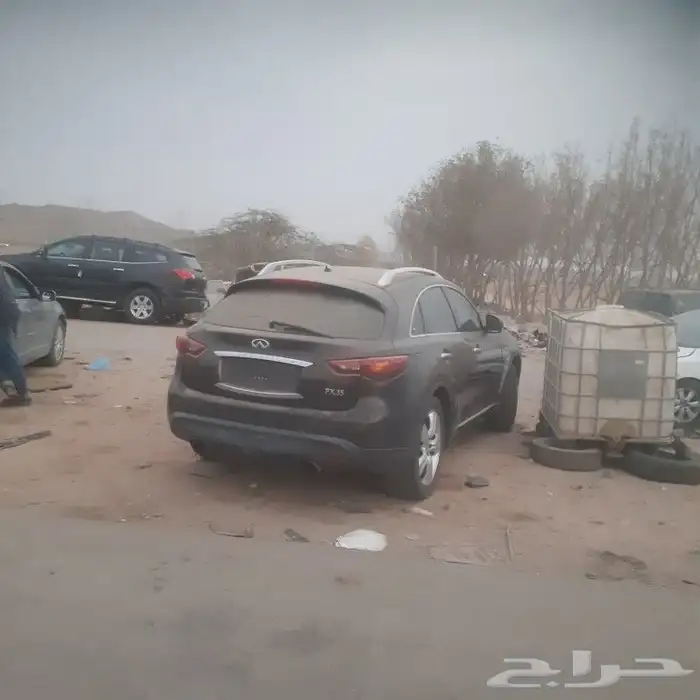 قطع غيار انفنتي اف اكس 2011 تشليح 2