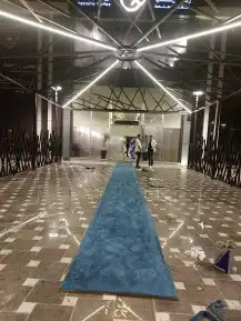 معلم تركيب موكيت عشب صناعي مشمع نجيله بدل خشب 24