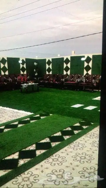 معلم تركيب موكيت عشب صناعي مشمع نجيله بدل خشب 30