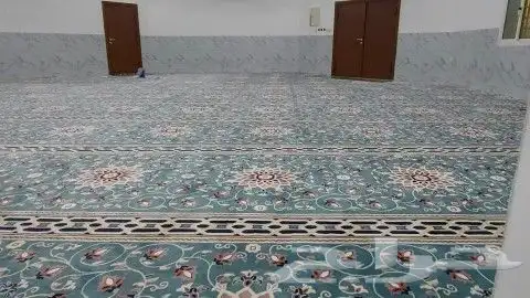 معلم تركيب موكيت عشب صناعي مشمع نجيله بدل خشب 22