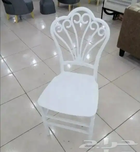 كراسي حديد وفايبر داخليه وخارجيه بالوانها 34