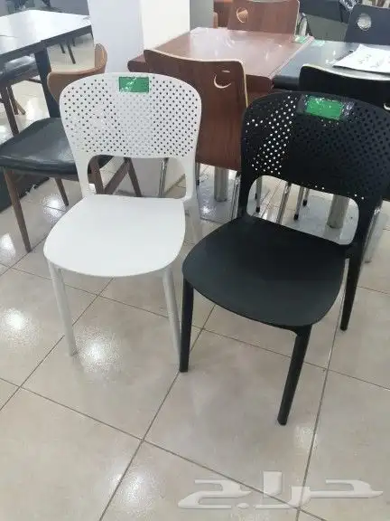 كراسي حديد بكل الألوان 8