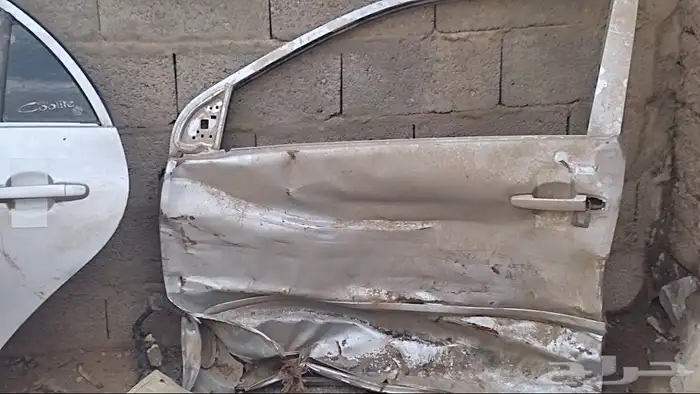 3بيبان تركب على كورولا من 2008 الى2013 4