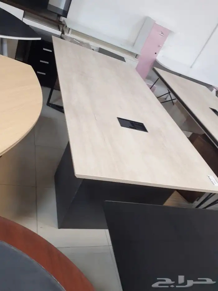 طاولات اجتماعات مكاتب 17