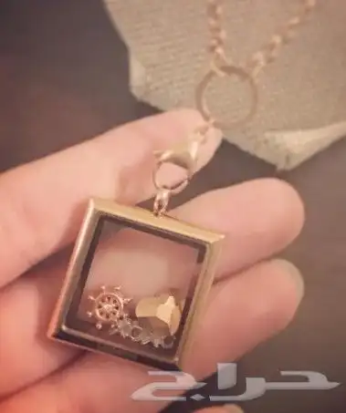 سلاسل وتعاليق 44