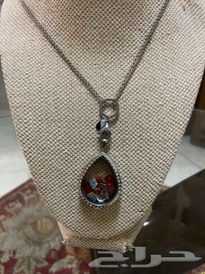 سلاسل وتعاليق 0