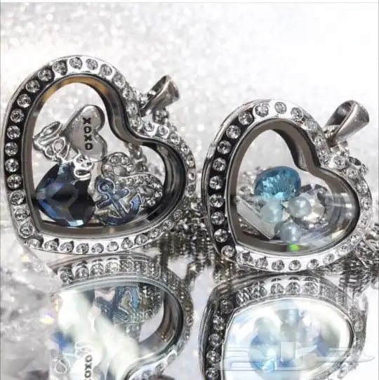 سلاسل وتعاليق 47