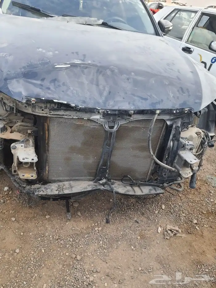 قطع غيار جنسس 2014 5