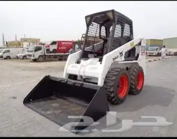 تاجير معدات ثقيلة رافعات شوكية فوركلفيت سكين 2