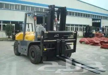 تاجير معدات ثقيلة رافعات شوكية فوركلفيت سكين 7