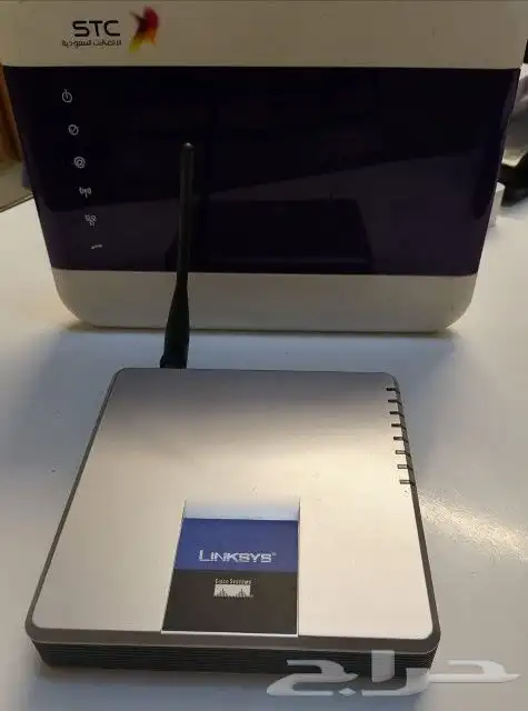 للبيع راوترعدد 2استعمال خفيف ماركةLinksys sts 2