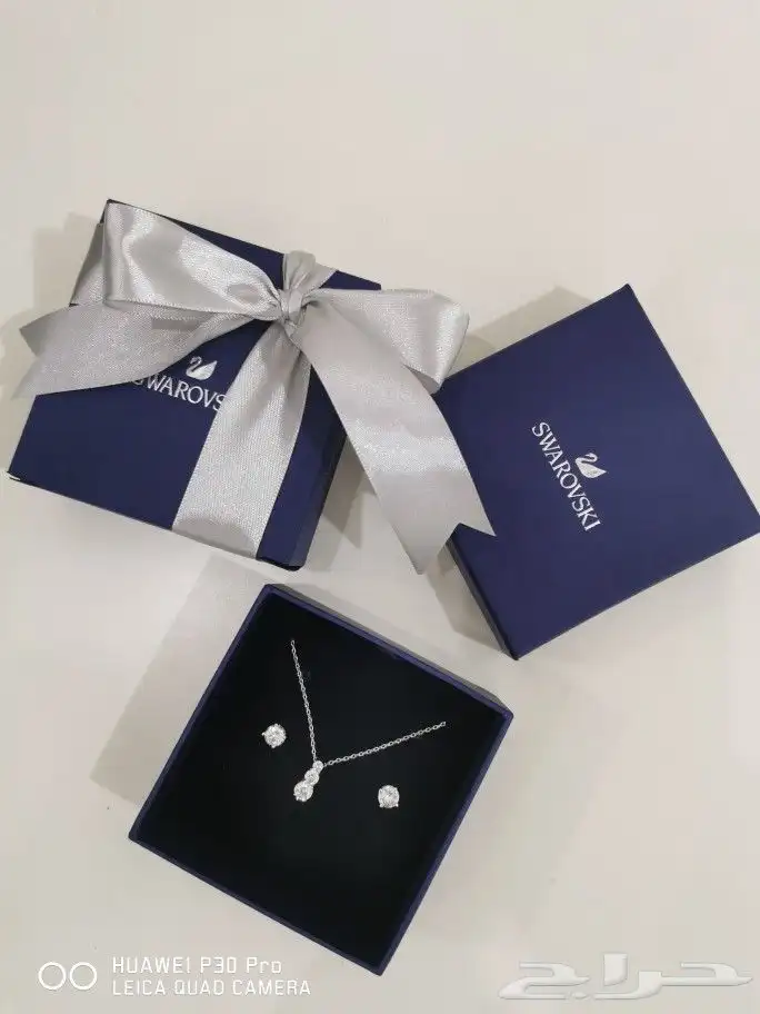 اكسسوارات سوارفسكي. هدايا 0
