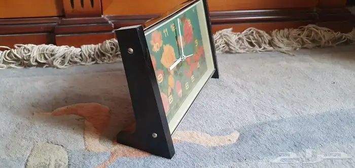 ساعه تراثيه تعمل بالتعشيه 10