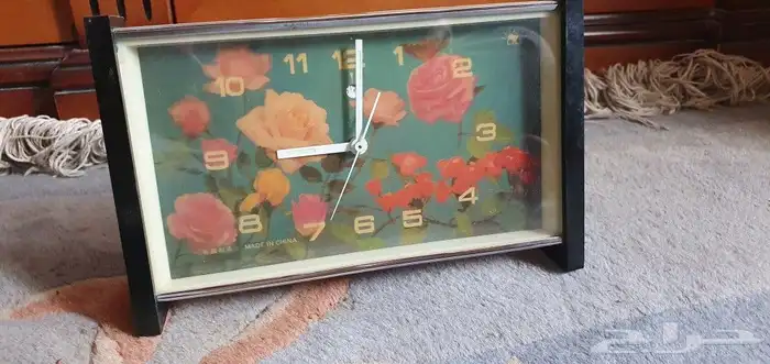 ساعه تراثيه تعمل بالتعشيه 8