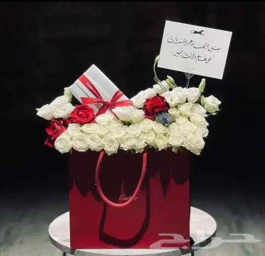 مندوب توصيل وتنسيق ورد وجميع الهدايا المتنوعه 0