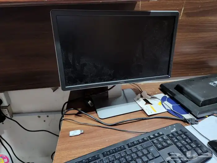 كمبيوتر مكتبي وجهزة كاشير بسعر مميز 0