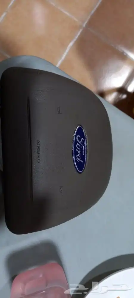 قطع غيار فورد 76