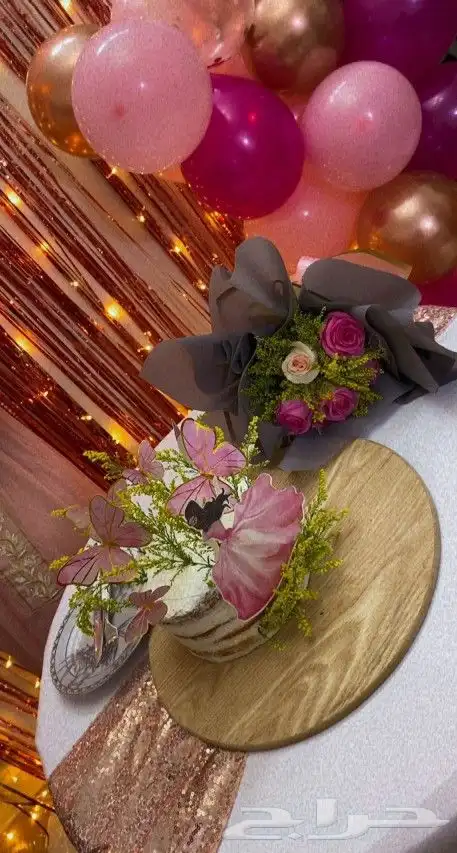 خصم 15 بالميه على جميع انواع الكيكات والاحجام 22