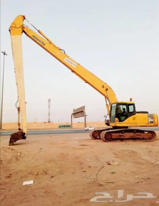 long boom excavator 0