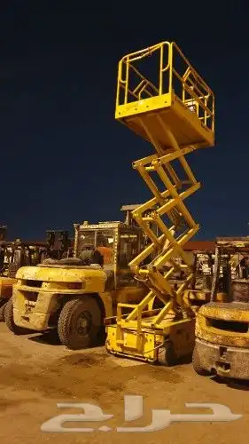 رافعات شوكيه للايجار 0508119399 0