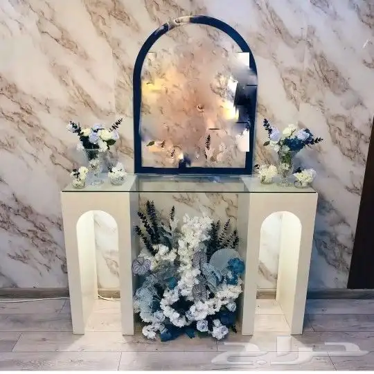 طاولات مداخل للمناسبات والحفلات 3