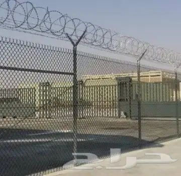 نعمل بتركيب جميع انواع الشبوك وبسعار مناسب 3